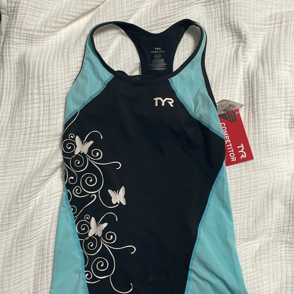TYR competitor  triathlon top.  Nwt